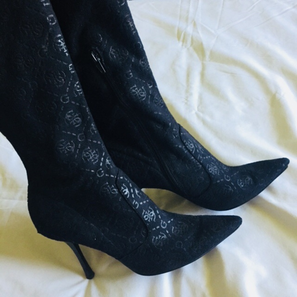 SALE🌺GUESS by Marciano Black  Boots-Free Shirt xs